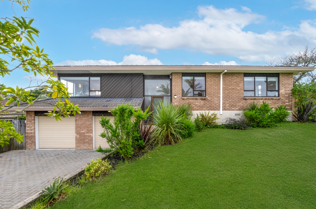1 Lexington Drive